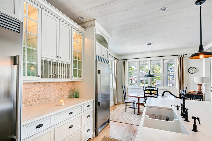 Design Line Kitchen Cabinets in Manasquan , New Jersey