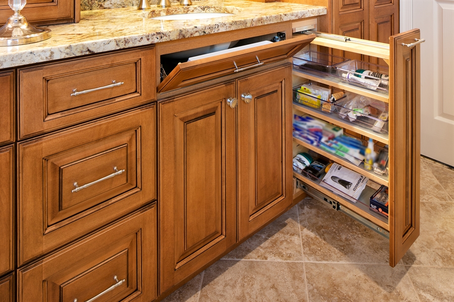 Vanity Pull Out Organizer in Monmouth County, New Jersey