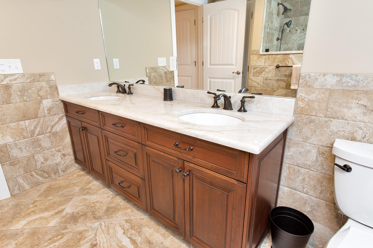 Custom Vanity / Bathroom Cabinetry | Design Line Kitchens ...