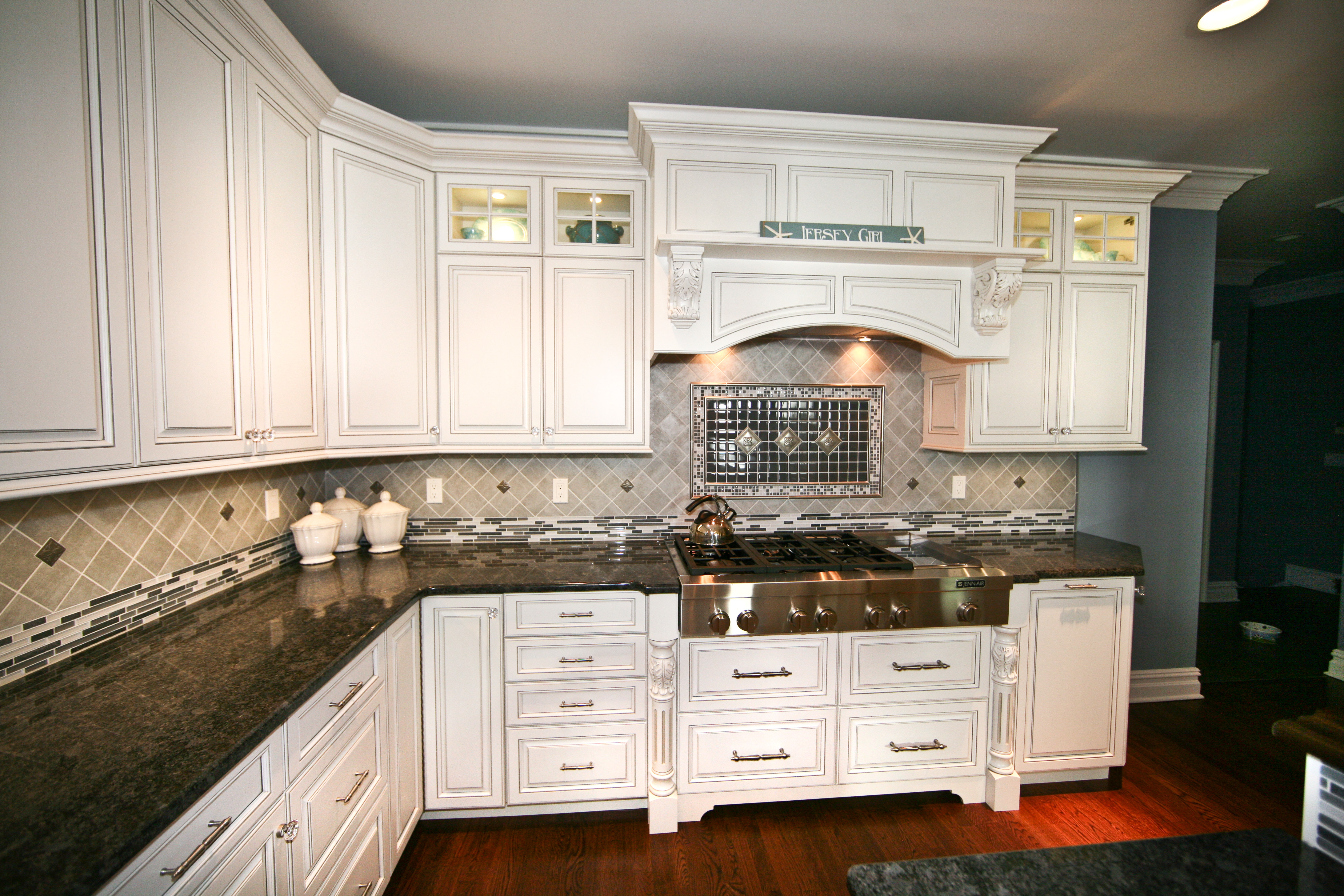 Classic Custom Rumson New Jersey by Design Line Kitchens