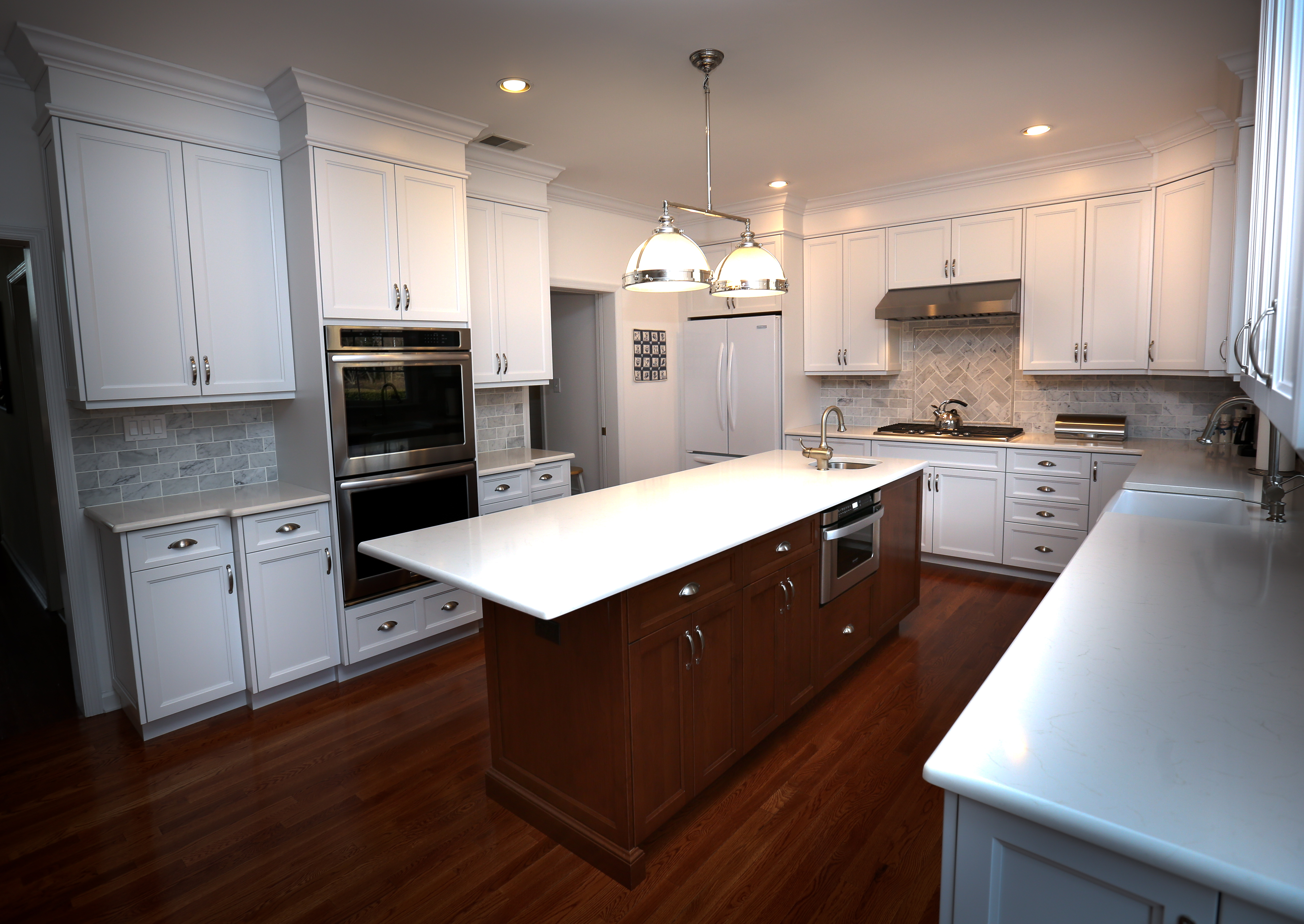 Best Is White Kitchen Cabinets Going Out Of Style 
