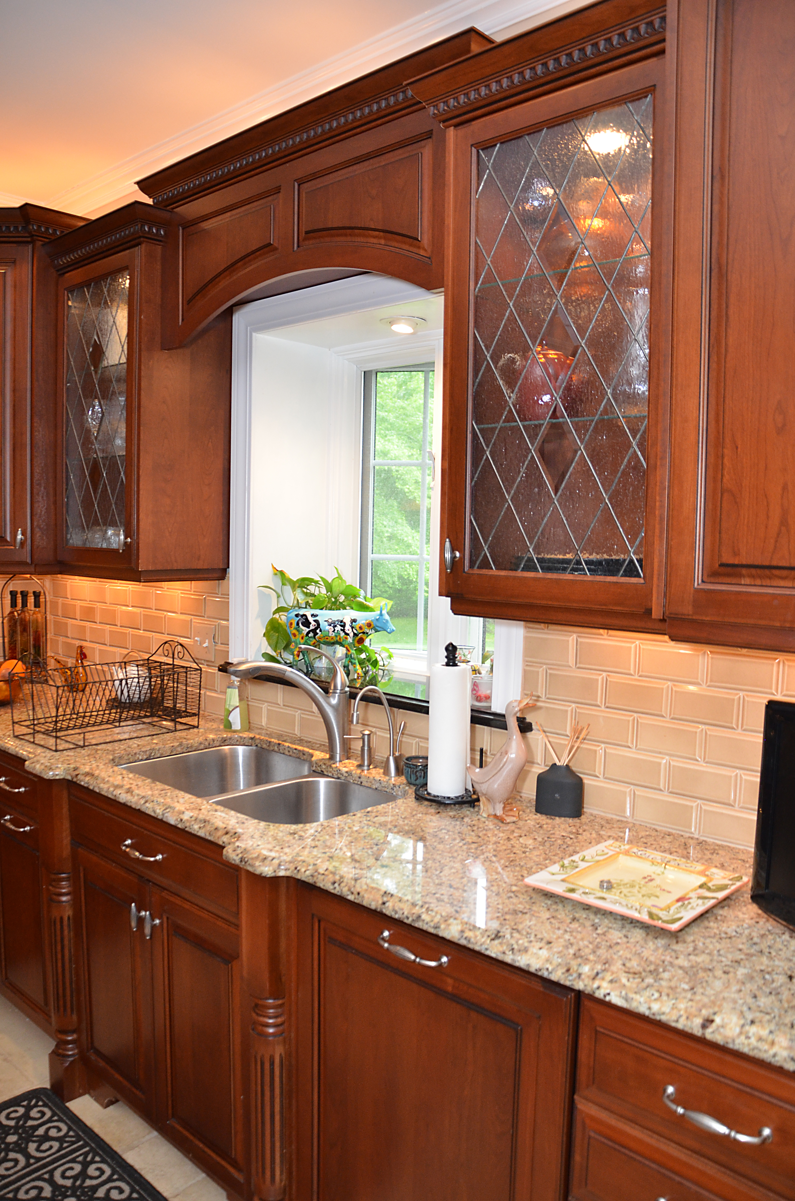 Leaded Glass Cherry Kitchen Wall New Jersey By Design Line Kitchens