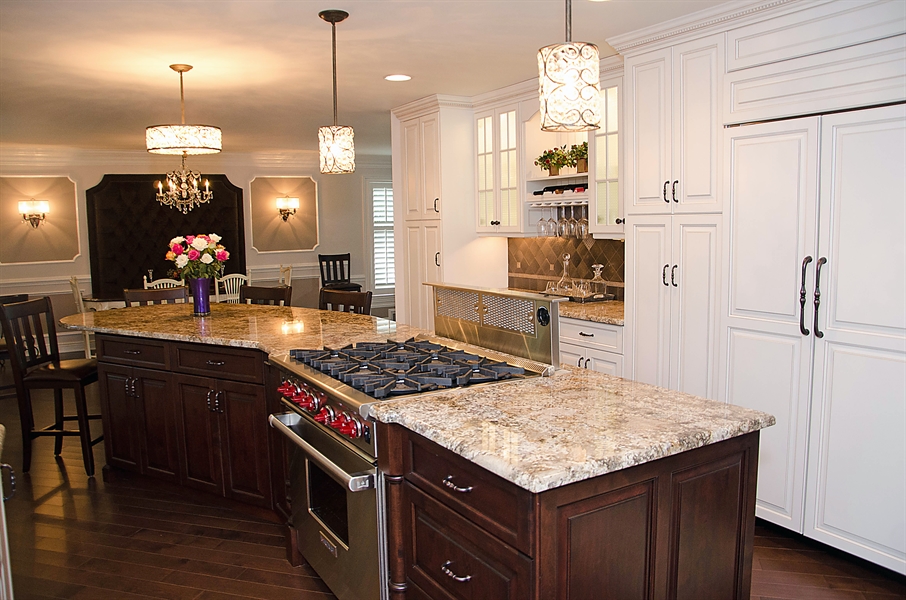 Center Kitchen Island