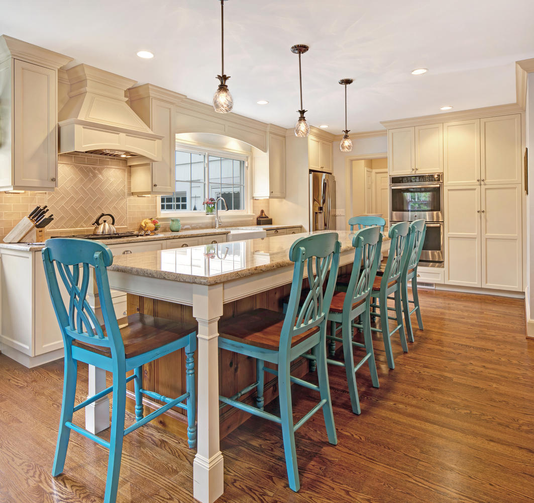 Kitchen Island with Legs