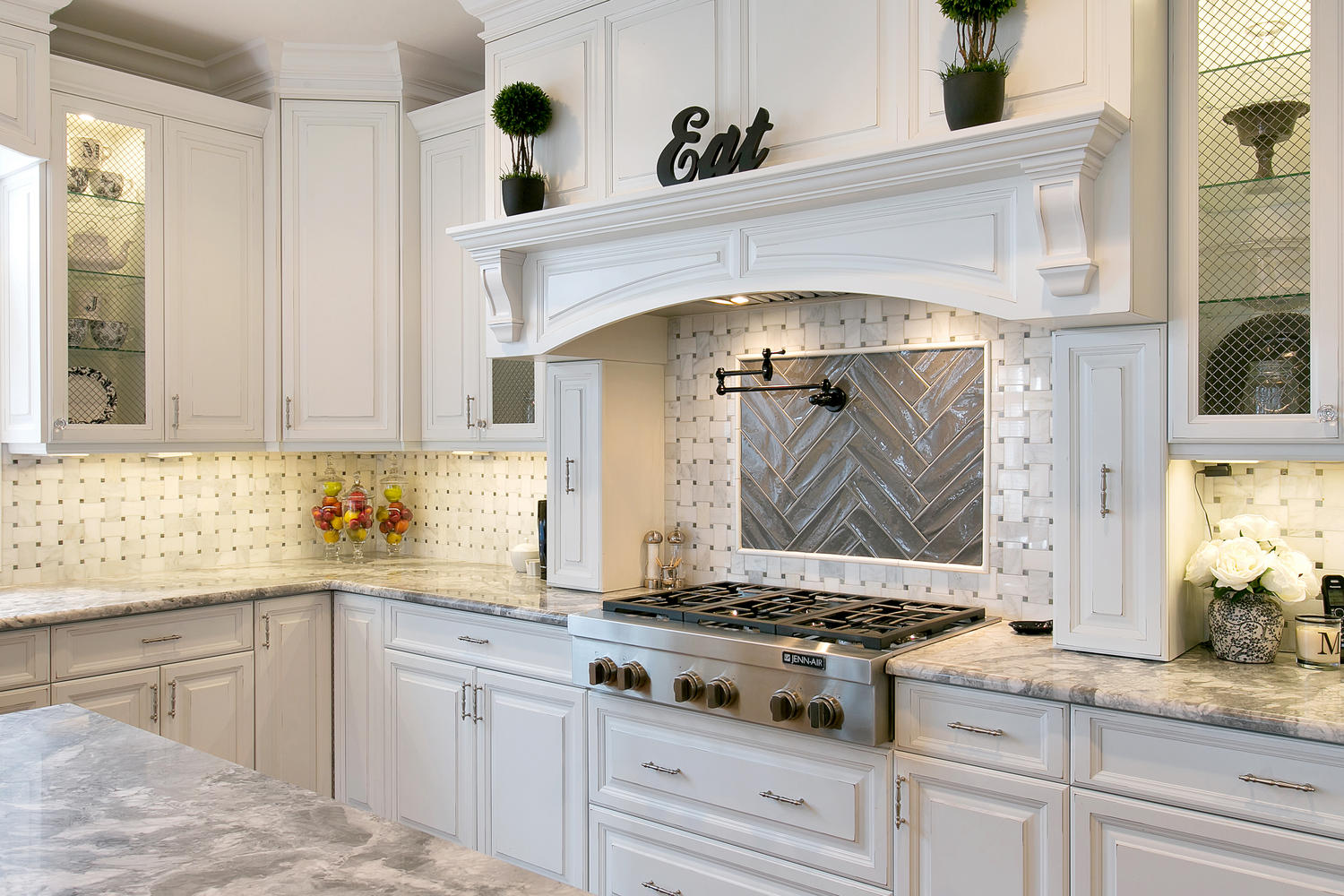 Elegant Luxe Kitchen Springfield New Jersey by Design Line Kitchens