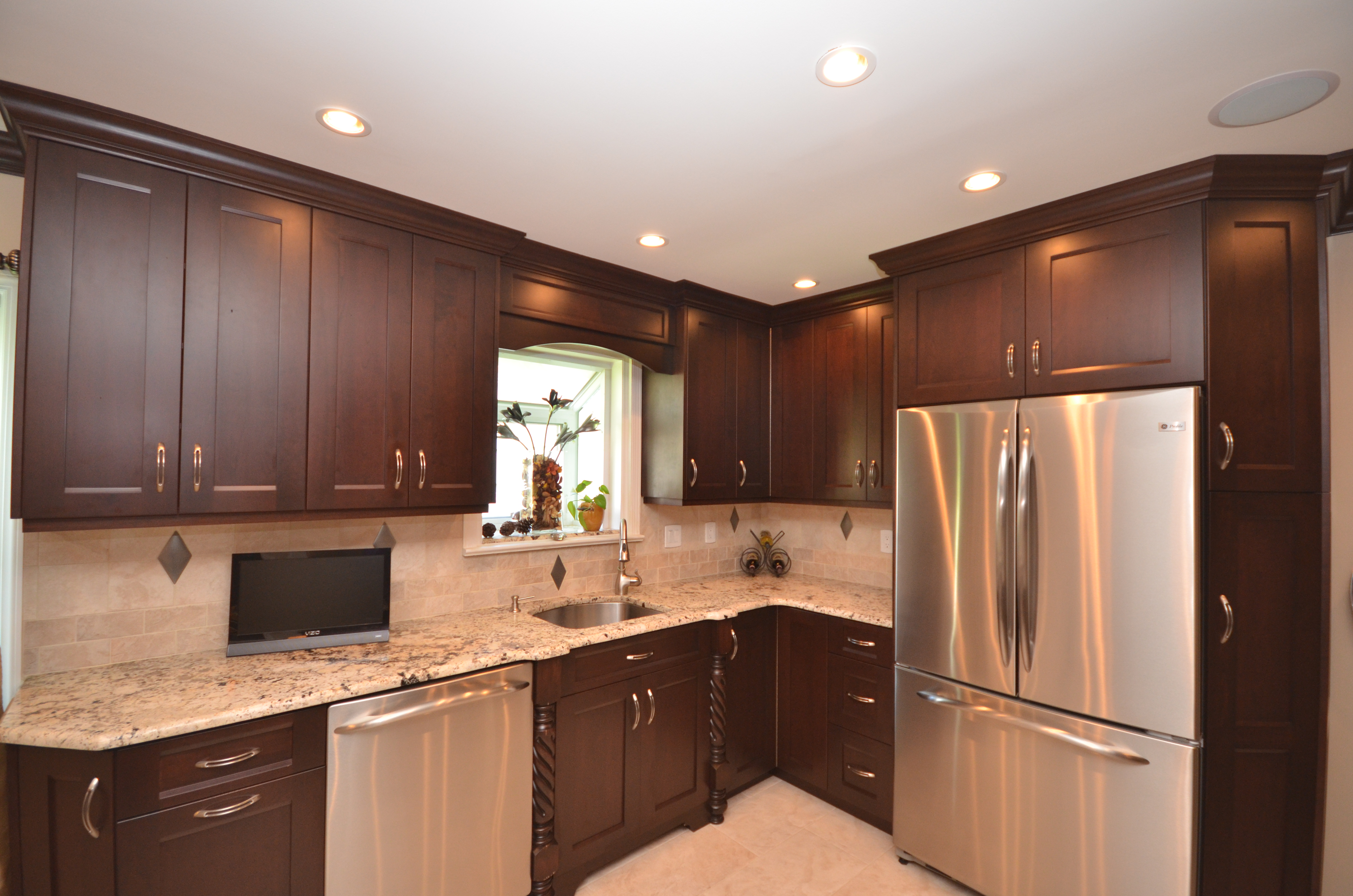 modern kitchen design idea