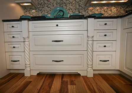 Cooktop with Drawers Below