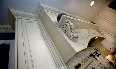 Crown Detail