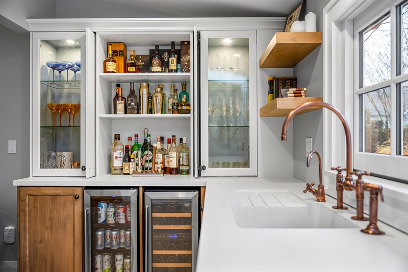 Manasquan Shore House Bar & Beverage Station