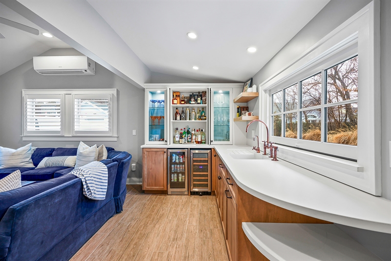 Custom Shore House Bar and Beverage Station