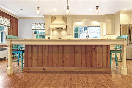Reclaimed Wood Island Wrap
