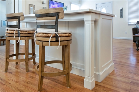 Kitchen Island with Seating