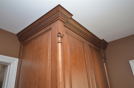 custom kitchen cabinets