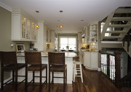 Shore Casual Kitchen